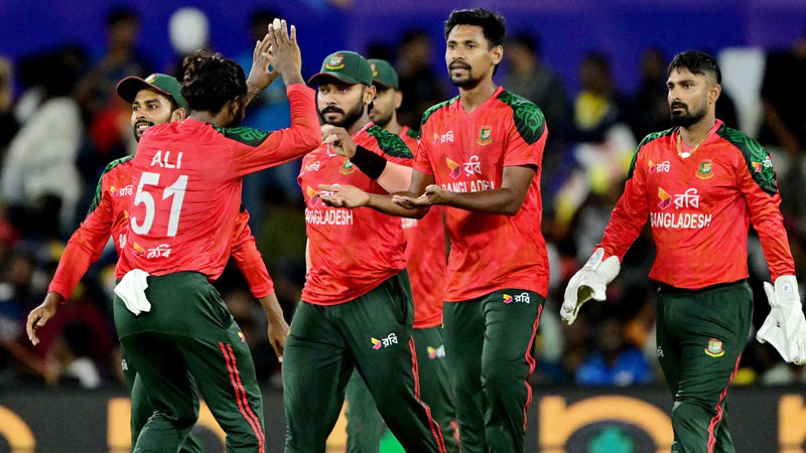 নতুন মোড়! বিশ্বকাপে ফেরানো হতে পারে বাংলাদেশকে, যদি...
