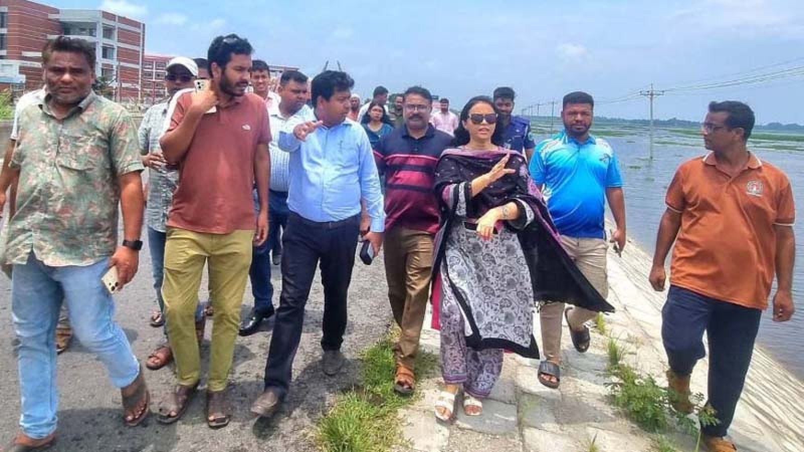 নাটোরে ‘চলনবিল নৌকা বাইচ-২০২৬’ উপলক্ষ্যে নির্ধারিত স্থান পরিদর্শনে ডিসি