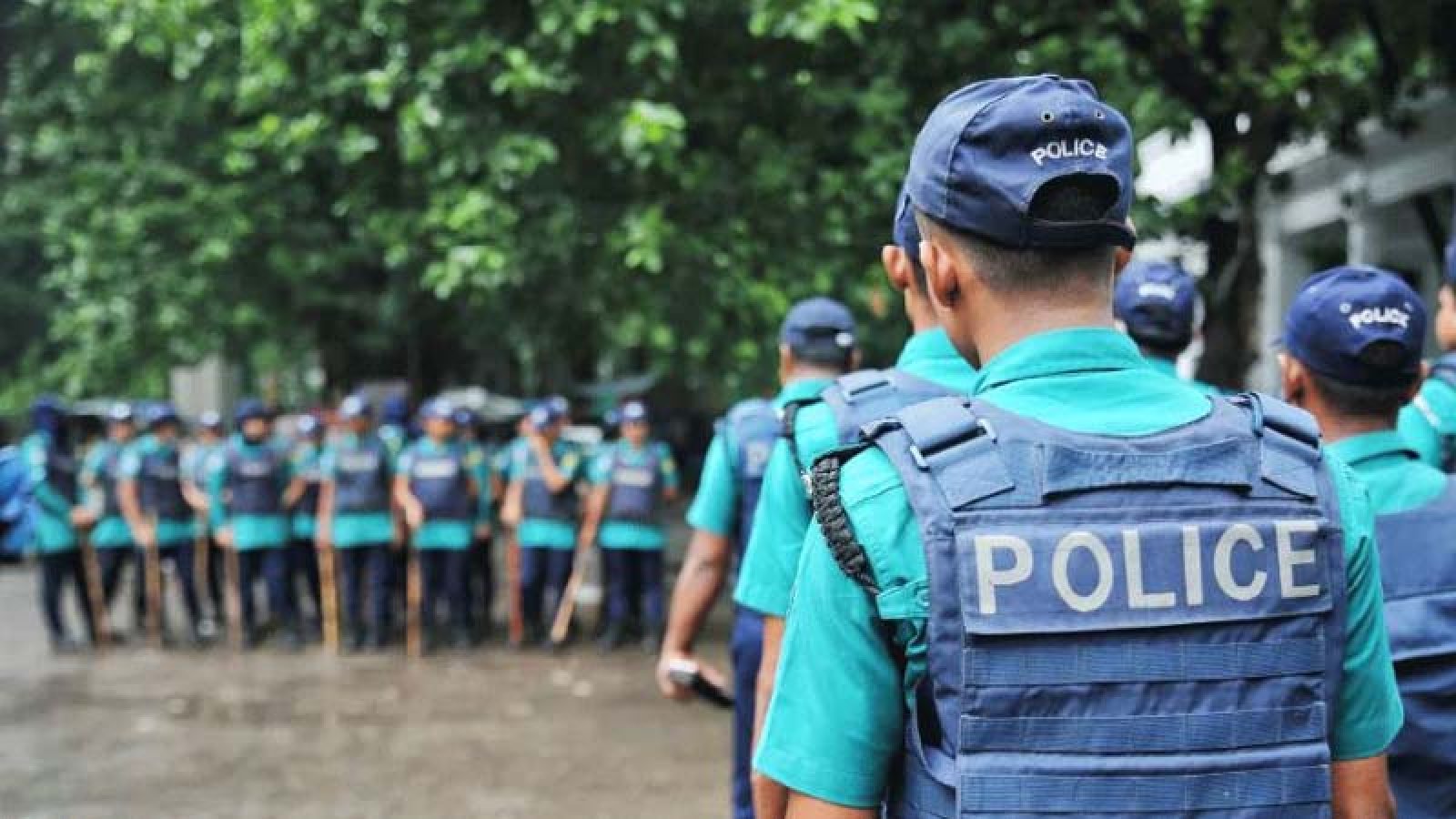 পুলিশ সদস্যদের ওভারটাইম ভাতা দেওয়ার পরিকল্পনা সরকারের