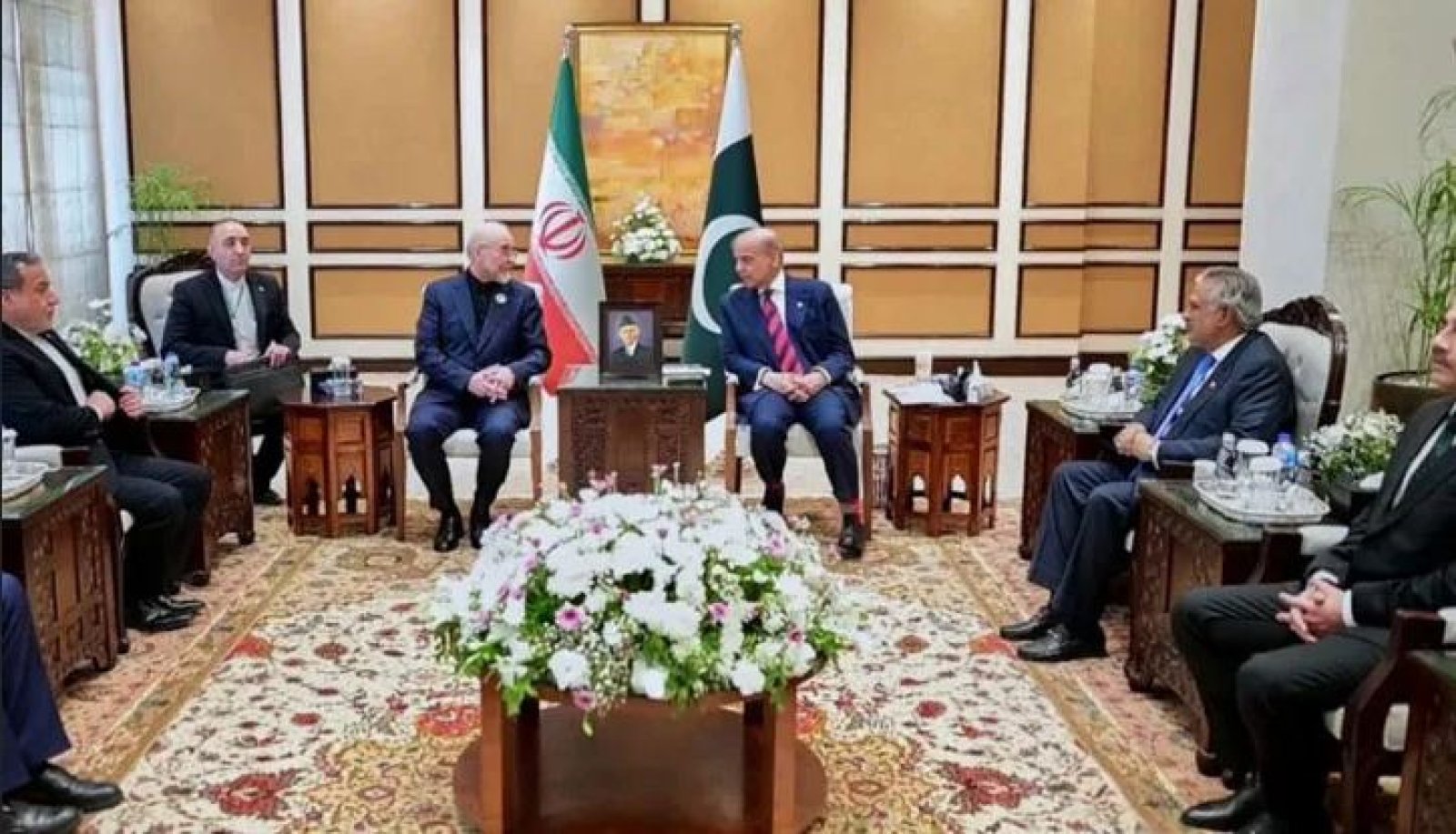 সোমবার পাকিস্তানে আবারো বৈঠকে বসতে পারে ইরান-যুক্তরাষ্ট্র