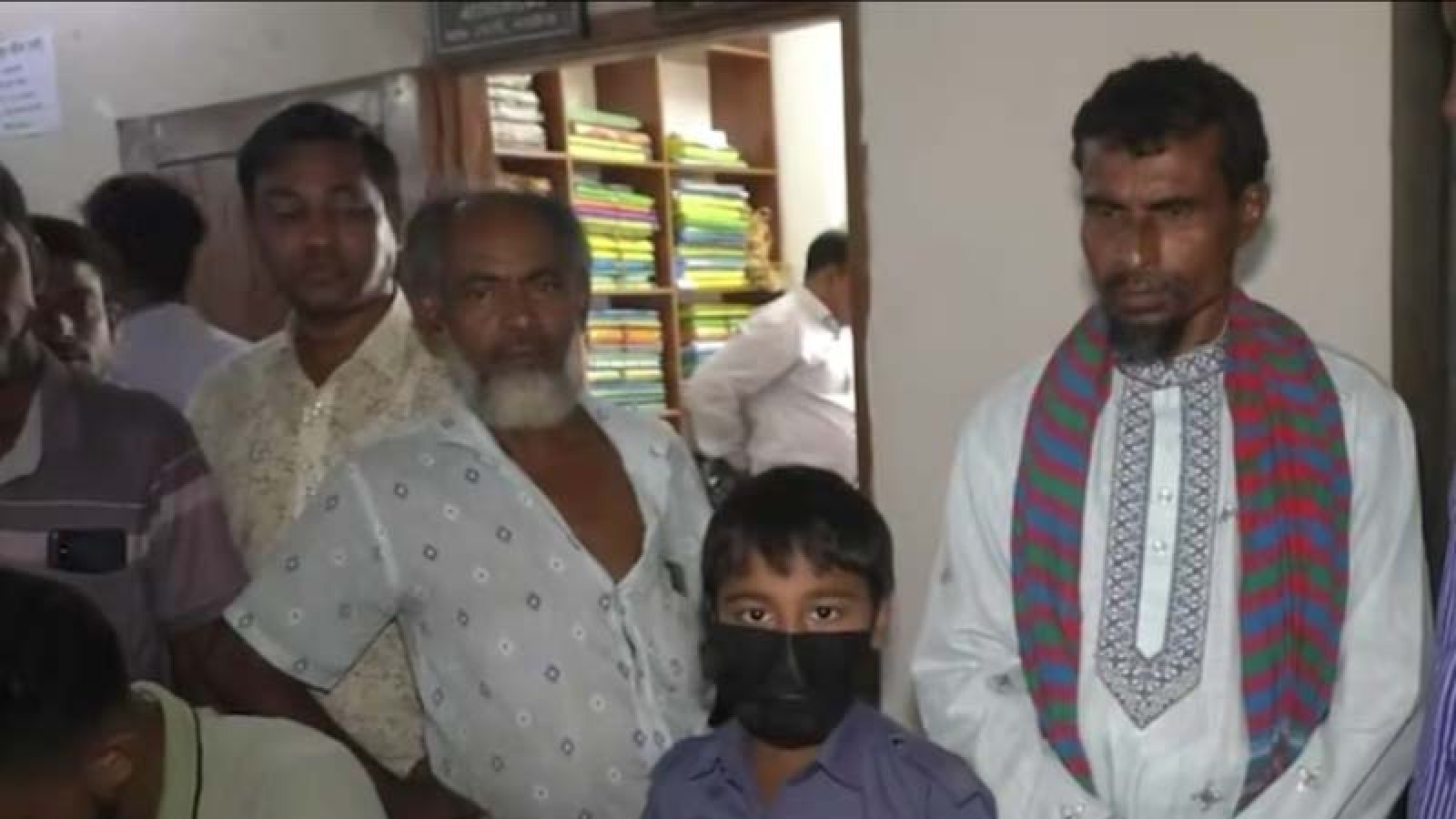 নাটোরে সেই বাদীর বিরুদ্ধে এবার মামলা করার নির্দেশ