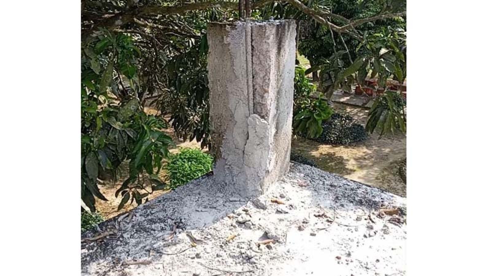 পুঠিয়ায় নিম্নমানের সামগ্রীতে কলেজ ভবন নির্মাণ, পাঁচ বছরেও শেষ হয়নি কাজ