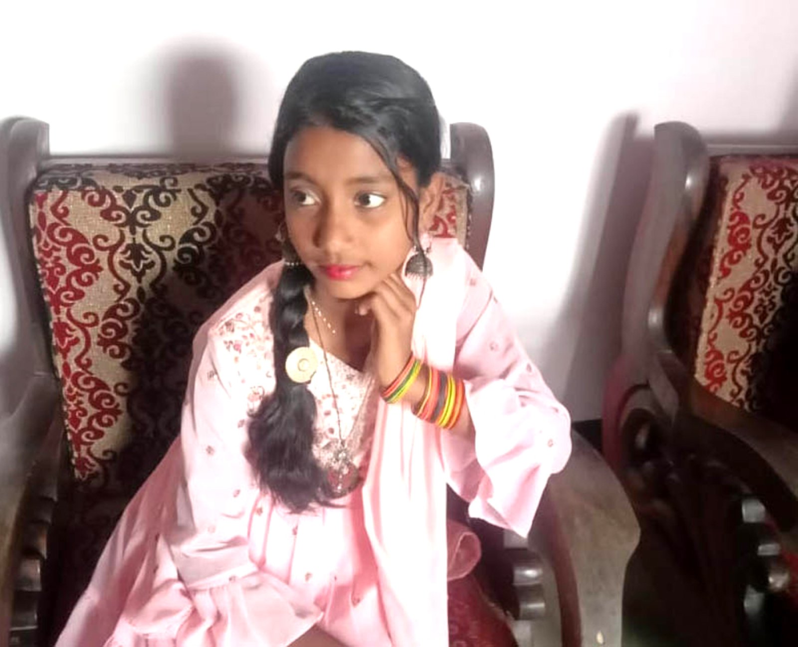 নিখোঁজের ৫ দিন পর মিললো স্কুলছাত্রীর হাত-পা ও মুখ বাঁধা মরদেহ
