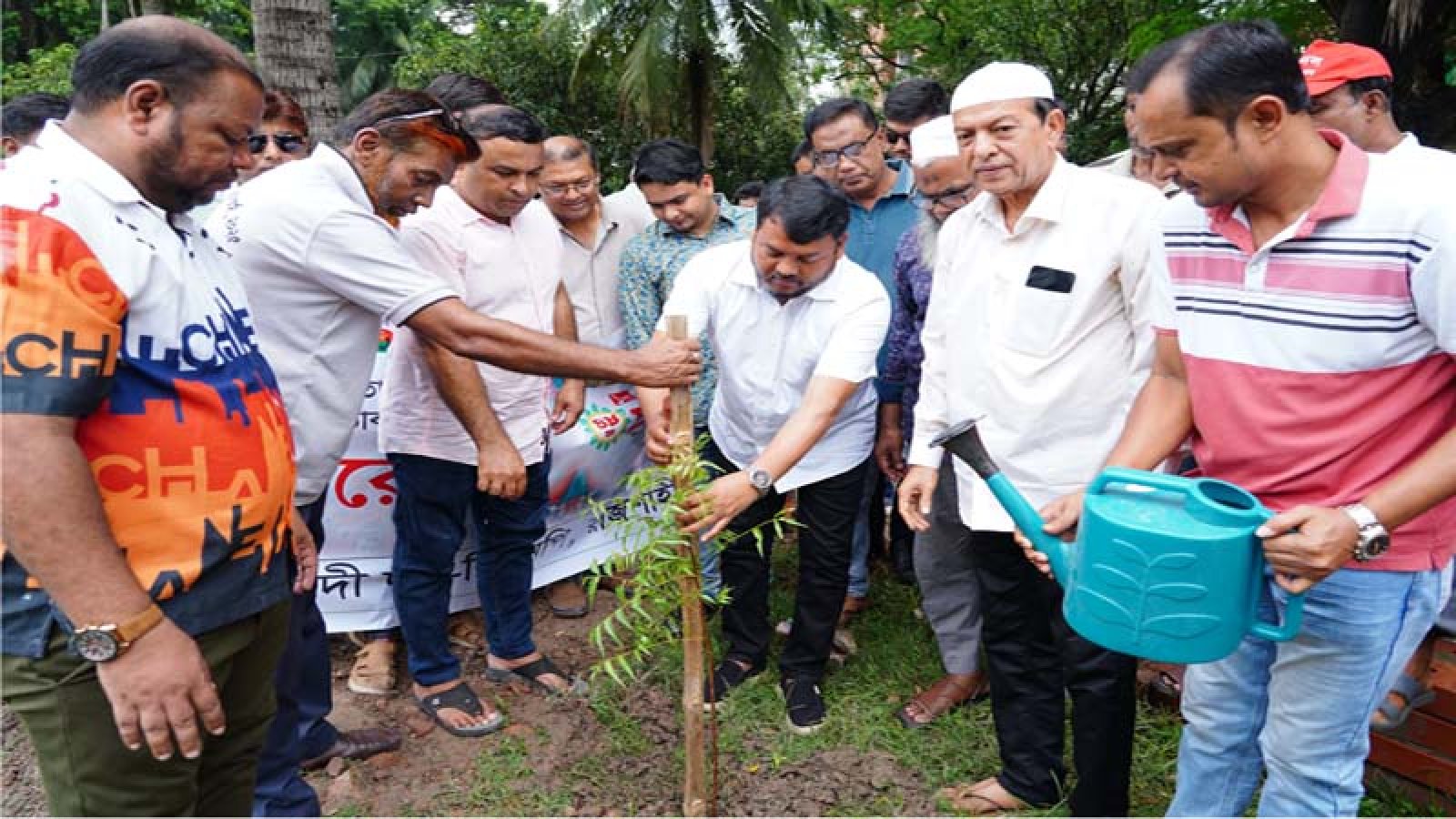 বিএনপির ৪৮তম প্রতিষ্ঠাবার্ষিকী উপলক্ষে রাজশাহীতে বৃক্ষরোপণ কর্মসূচির উদ্বোধন