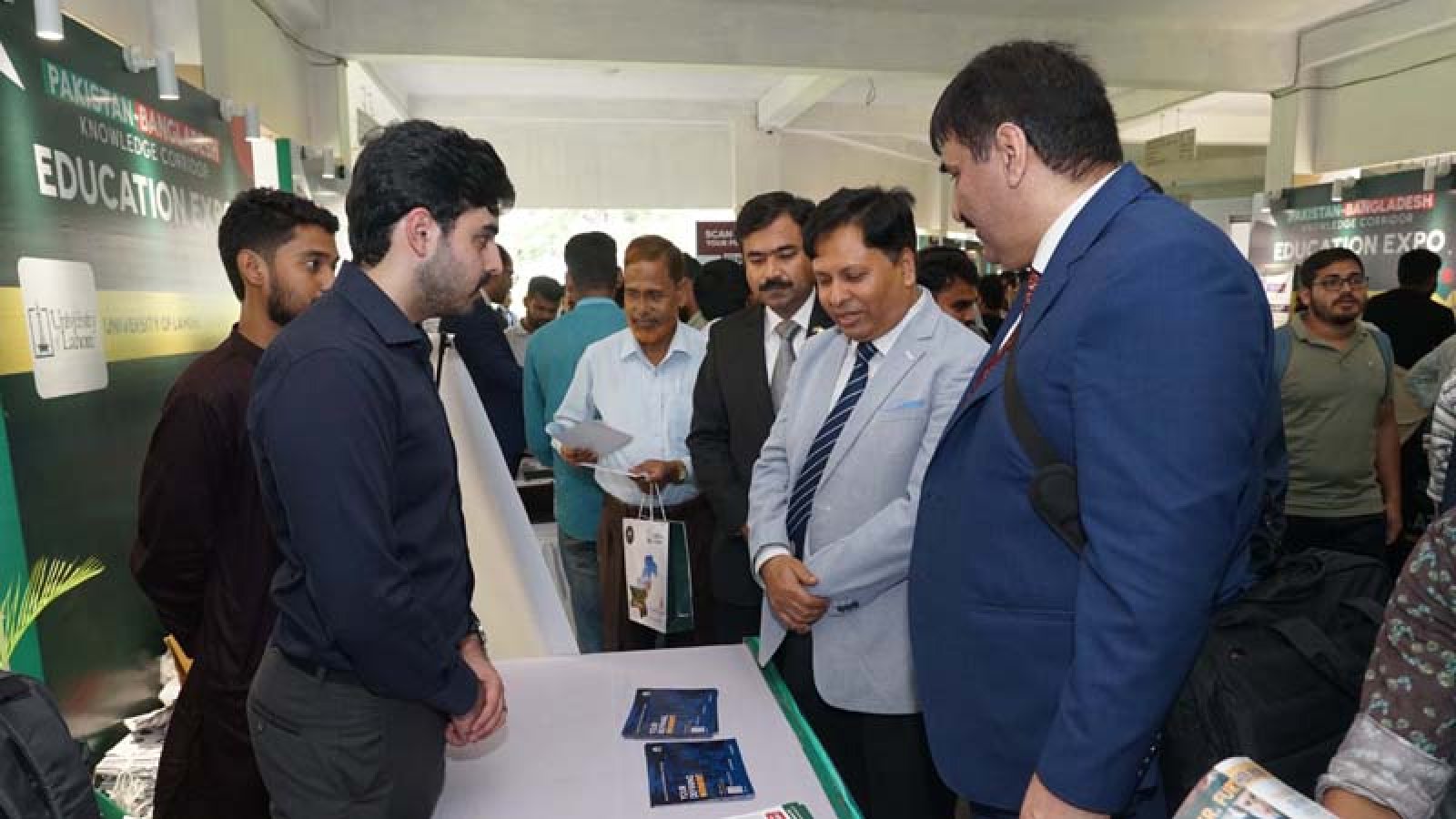 রাবিতে পাকিস্তান-বাংলাদেশ নলেজ করিডর প্রোগ্রামের আওতায় শিক্ষা মেলা অনুষ্ঠিত