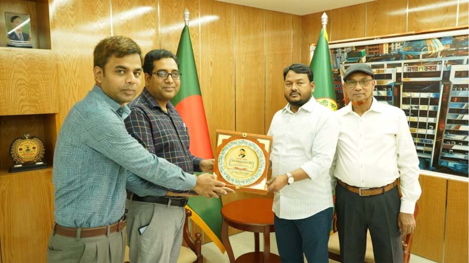 রাসিক প্রশাসকের সাথে বিভিন্ন ব্যক্তি, প্রতিষ্ঠান ও সংগঠনের প্রতিনিধিদের সৌজন্য সাক্ষাৎ