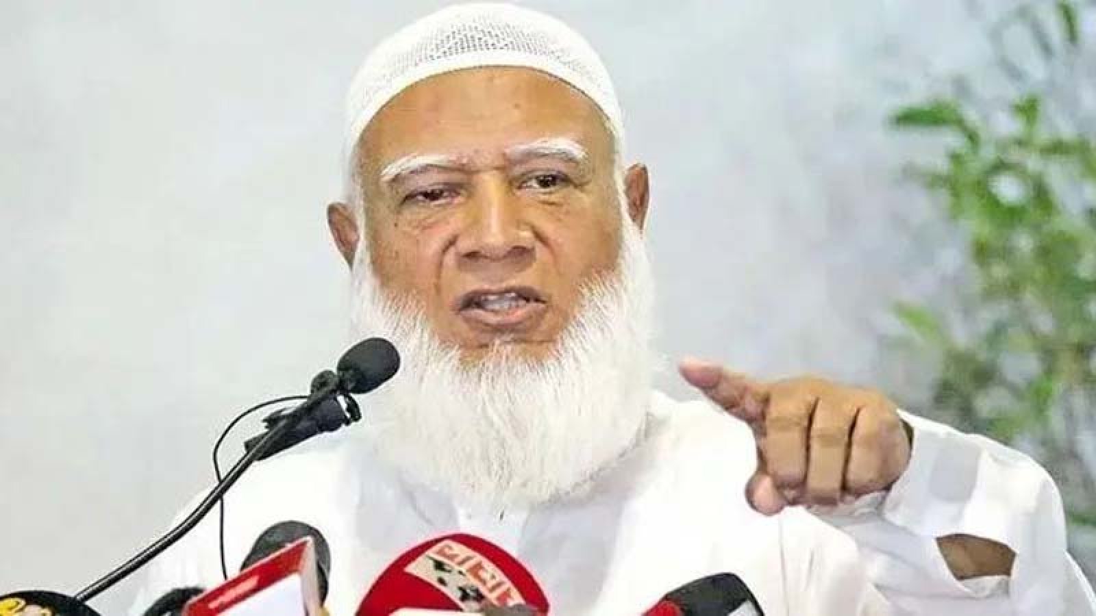 আমরা বলেছি সরকারি সুবিধা না নেওয়ার চেষ্টা করবো, তবে কেউ নিলে অপরাধ নয় : জামায়াত আমির