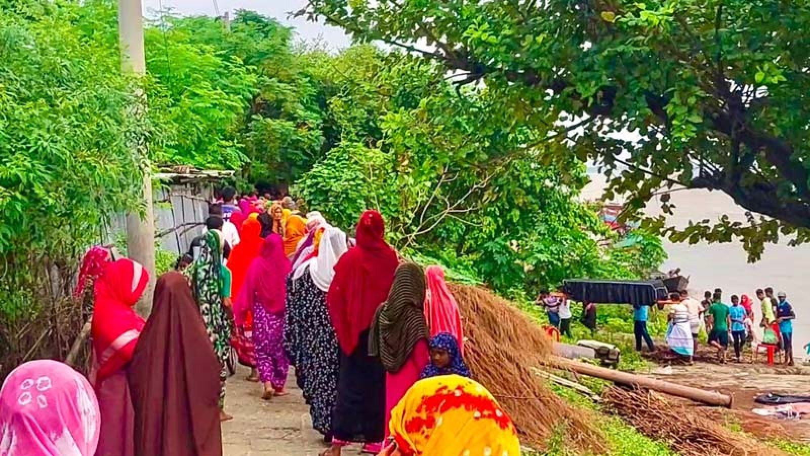 পদ্মায় নৌকাডুবি : দুইদিন পর বাবা-ছেলের মরদেহ উদ্ধার
