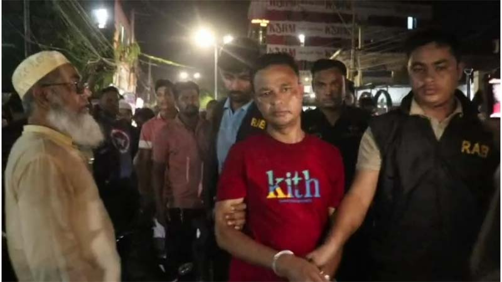 নাটোরে পায়ুপথে মাদক বহন করে শেষ রক্ষা হলো না, ১০০ গ্রাম হেরোইনসহ আটক ২