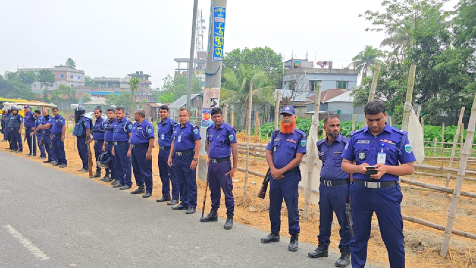 পশুহাট ইজারা নিয়ে বিএনপি-জামায়াত উত্তেজনা, সাঁথিয়ায় ১৪৪ ধারা জারি