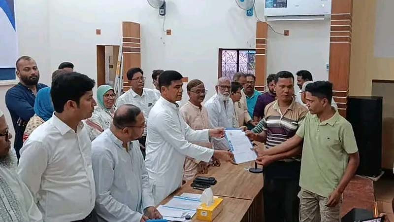 বোদা-দেবীগঞ্জের ১৬ মন্দিরে ১ কোটি ৭৫ লাখ টাকা বরাদ্দ হস্তান্তর