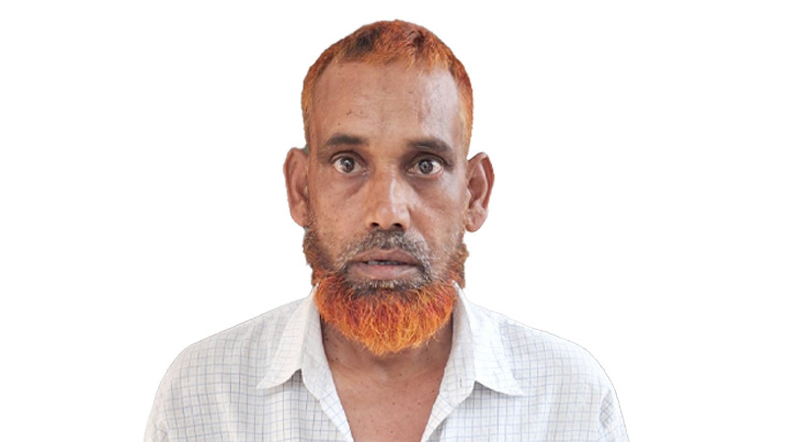 নগরীতে বিপুল পরিমাণ নকল সিগারেট উদ্ধার, গ্রেপ্তার ১