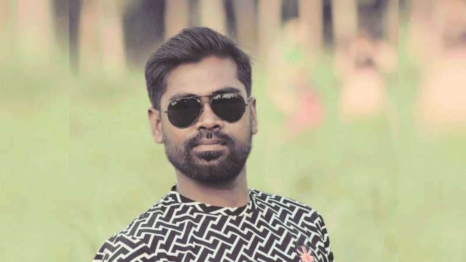 বেড়ায় পুলিশের কাছ থেকে যুবলীগ নেতাকে ছিনিয়ে নিল নেতাকর্মীরা