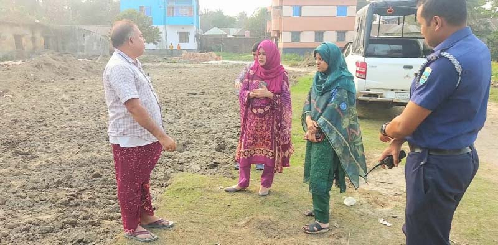 রাণীনগরের পাটক্রয় কেন্দ্রের জমির মাটি কাটায় ৫০ হাজার টাকা জরিমানা