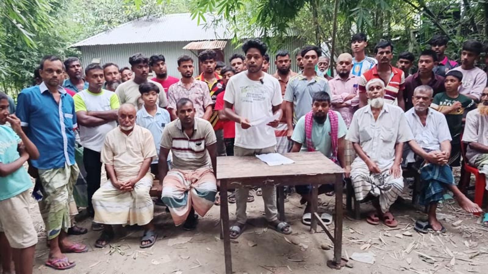 চাটমোহরের মথুরাপুরে আশিকের মৃত্যু মামলায় ষড়যন্ত্রমুলক ফাঁসানো ও টাকা দাবির অভিযোগ