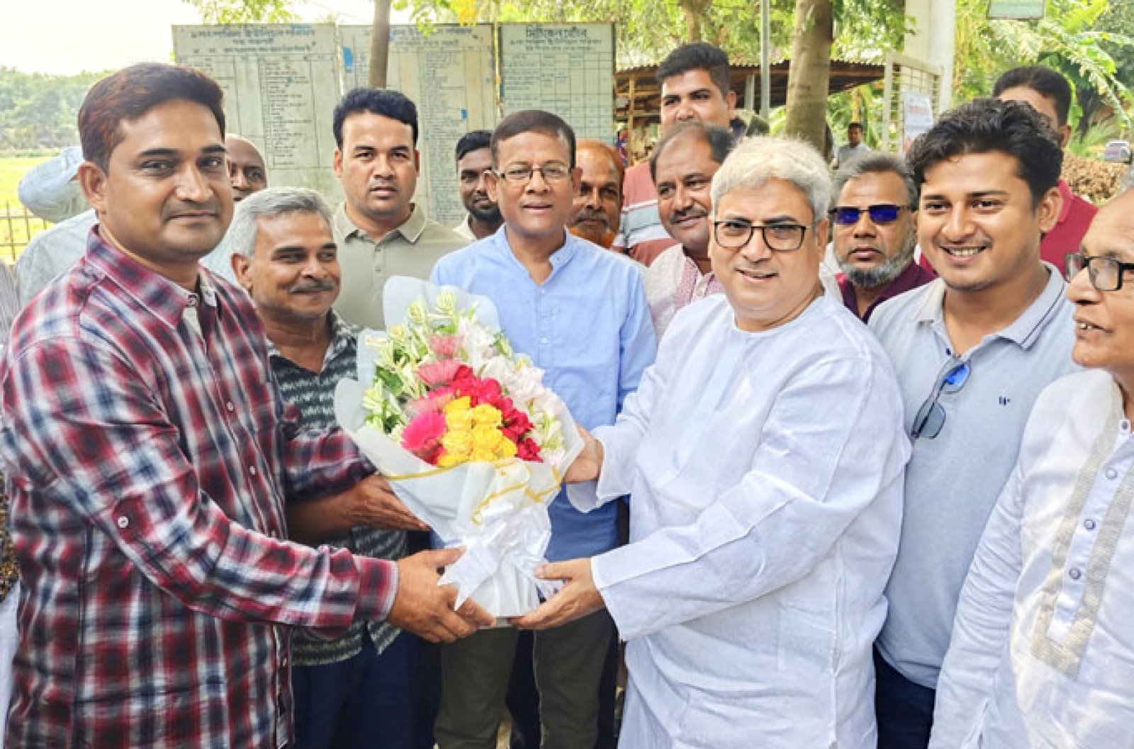 তৃণমূলের স্বাস্থ্যসেবা নিশ্চিত করতে কাজ করছে সরকার: এমপি মিলন