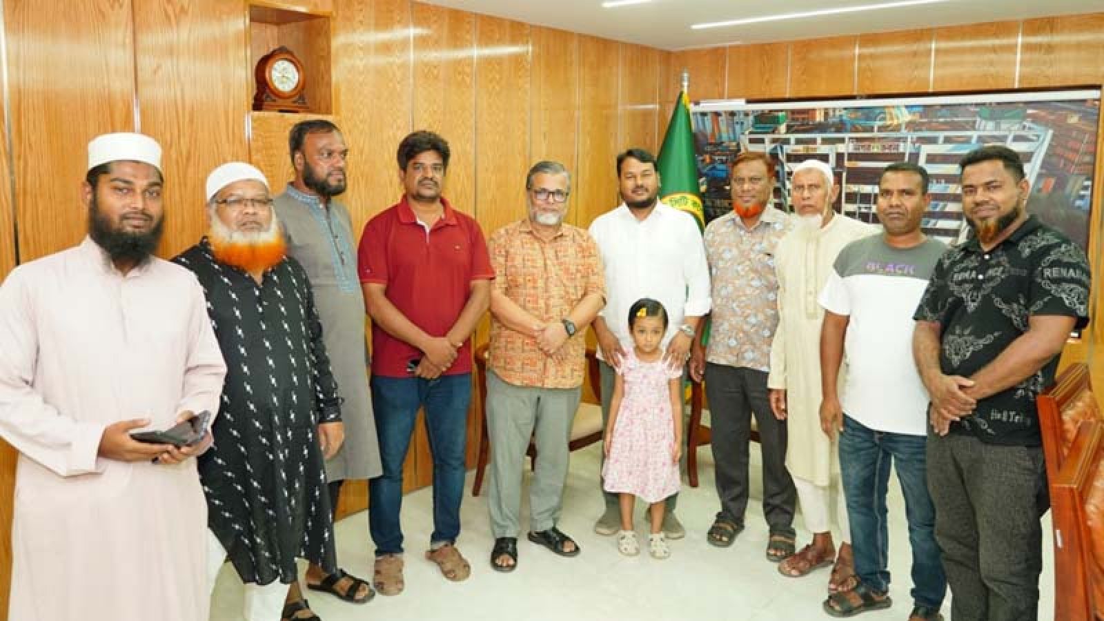 রাসিক প্রশাসকের সঙ্গে বিভিন্ন মসজিদ, মাদ্রাসা ও ইদগাহ পরিচালনা কমিটির নেতৃবৃন্দের সৌজন্য সাক্ষাৎ