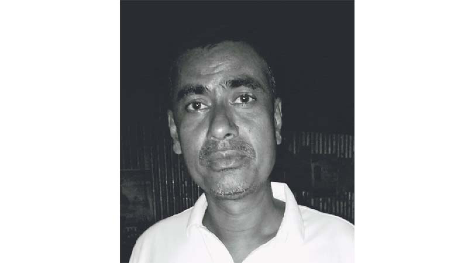 নিজ ঘরে পড়ে ছিল মাছ ব্যবসায়ীর গলাকাটা লাশ