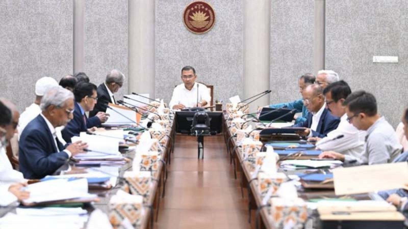 মন্ত্রী-প্রতিমন্ত্রীদের কাজের মূল্যায়ন শুরু করেছেন প্রধানমন্ত্রী