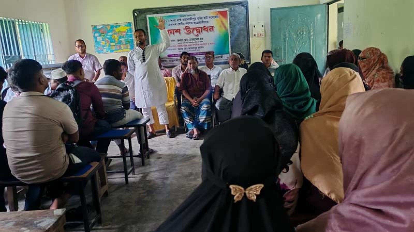চারঘাটে বুধিরহাট কলেজে ২০২৬-২৭ শিক্ষা বর্ষের একাদশ শ্রেণির ক্লাস শুরু