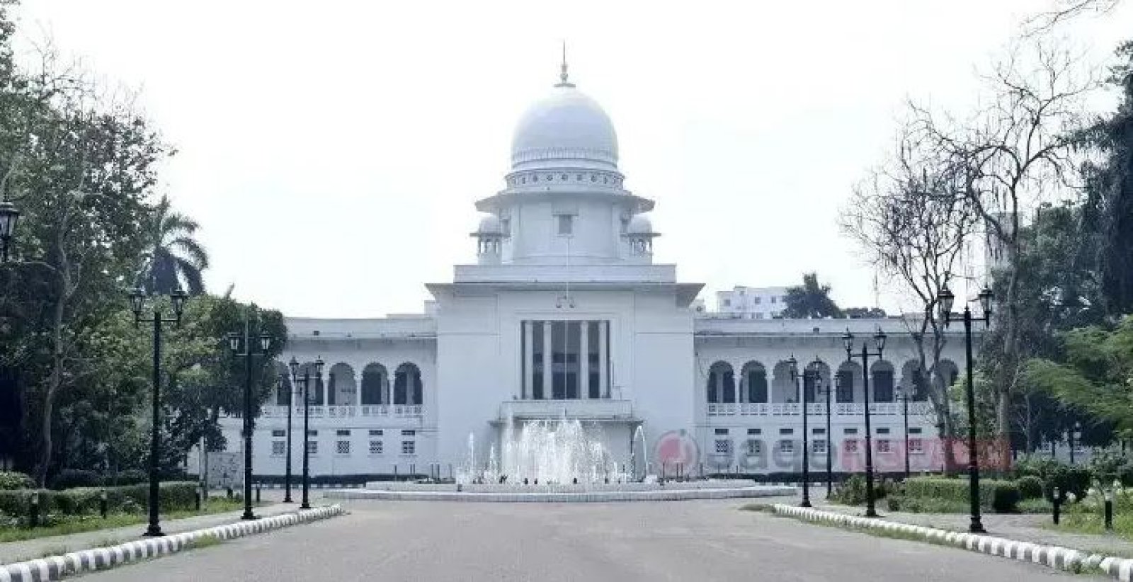 হামে শিশু মৃত্যু : ড. ইউনূসসহ ছয়জনের বিরুদ্ধে ক্ষতিপূরণে রুল