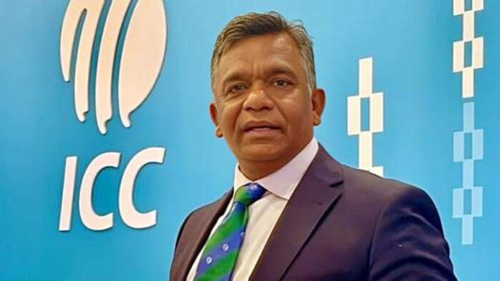 আইসিসির দ্বারস্থ হয়ে যে প্রশ্নের জন্ম দিলেন বুলবুল