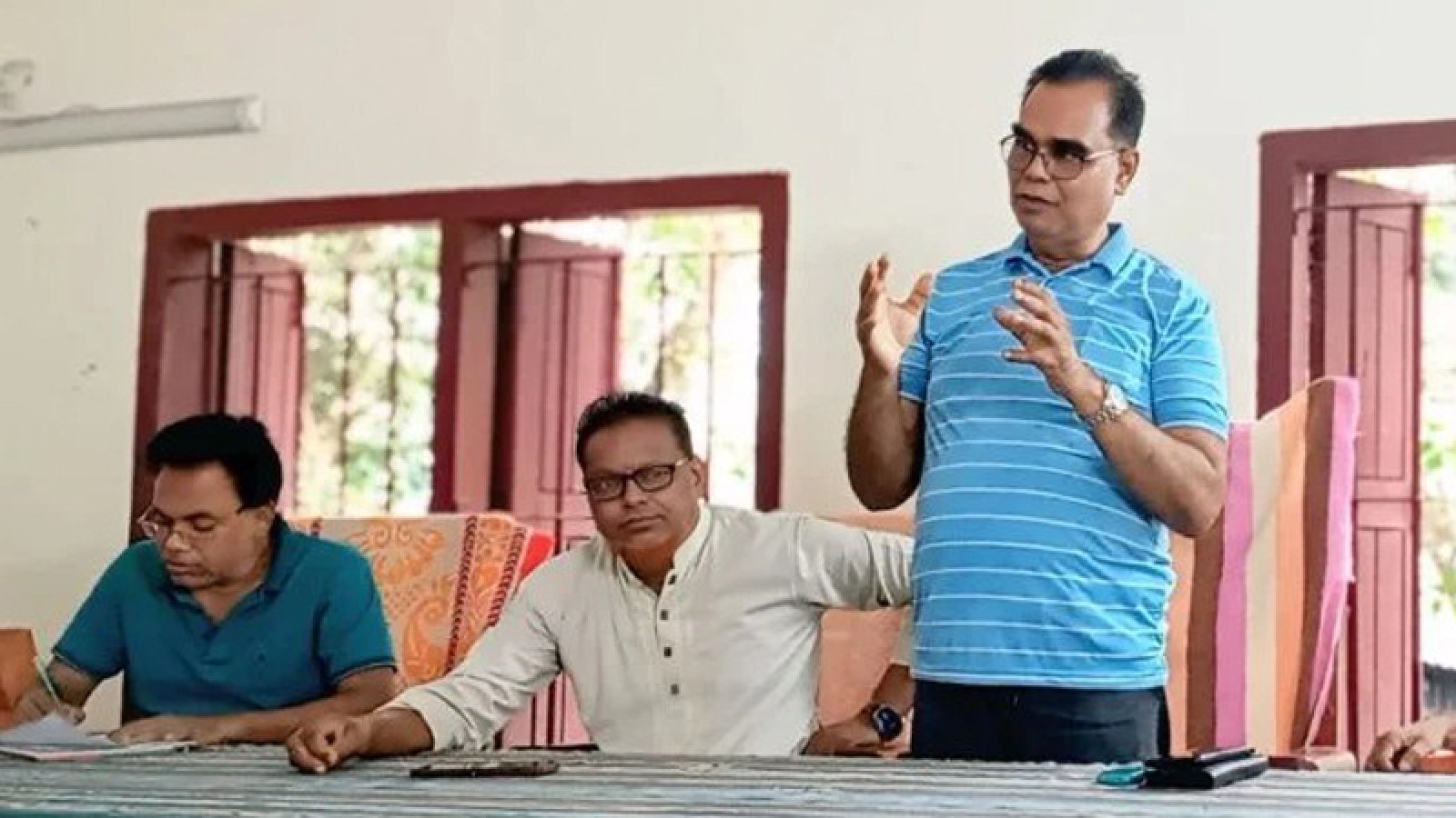 গুরুদাসপুরের মশিন্দায় মাদকদ্রব্য নিয়ন্ত্রণে মতবিনিময় সভা