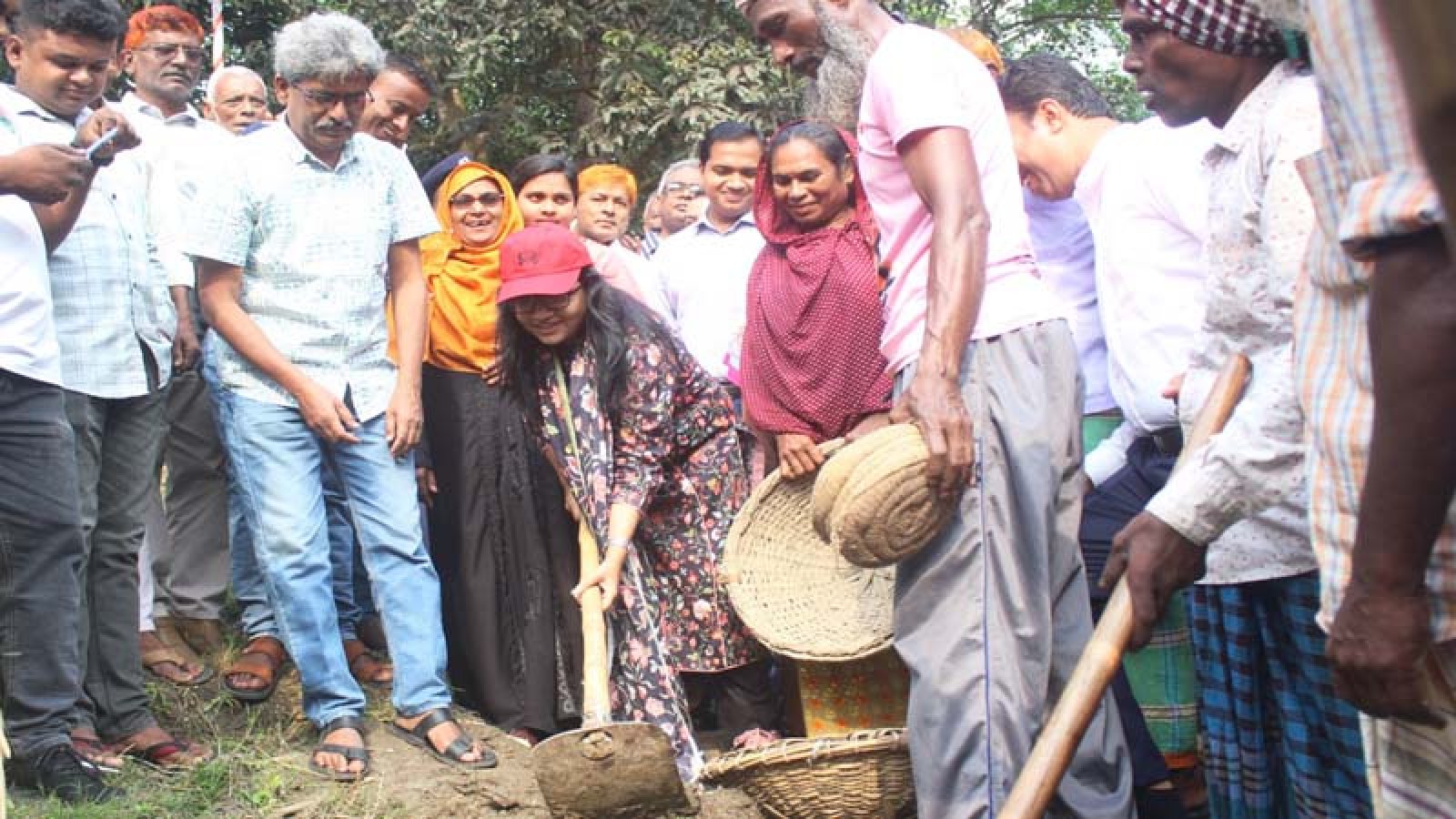 লালপুর-বাগাতিপাড়াকে মাদক, চাঁদাবাজি ও হ্যাকিংমুক্ত করা হবে: প্রতিমন্ত্রী পুতুল