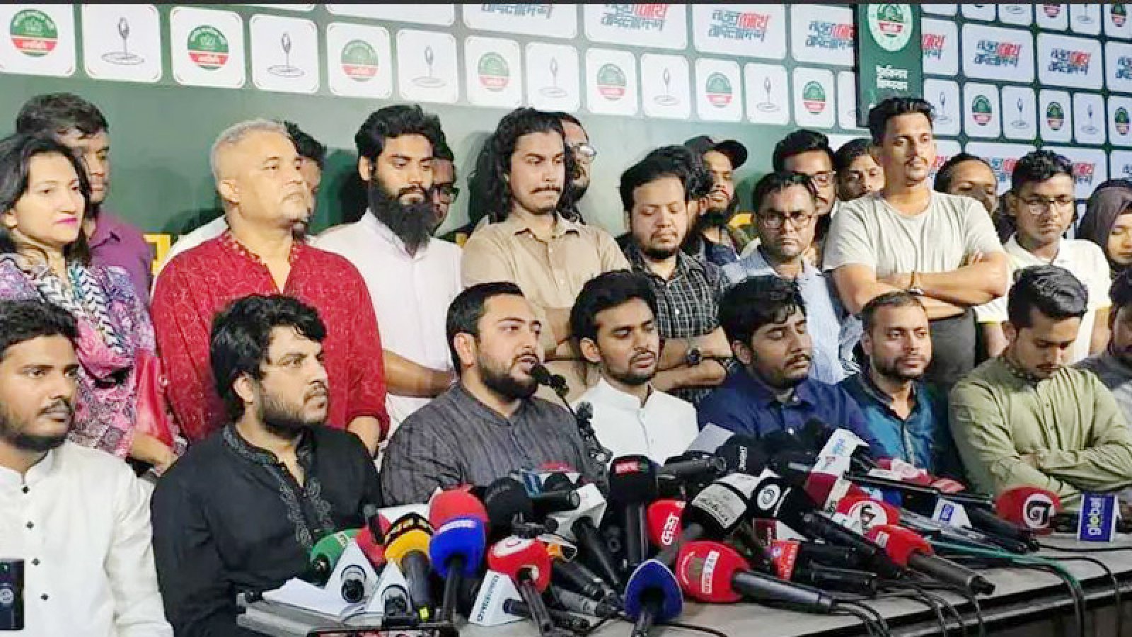 দল বড় করতে চায় এনসিপি, দরজা উন্মুক্ত সবার জন্য