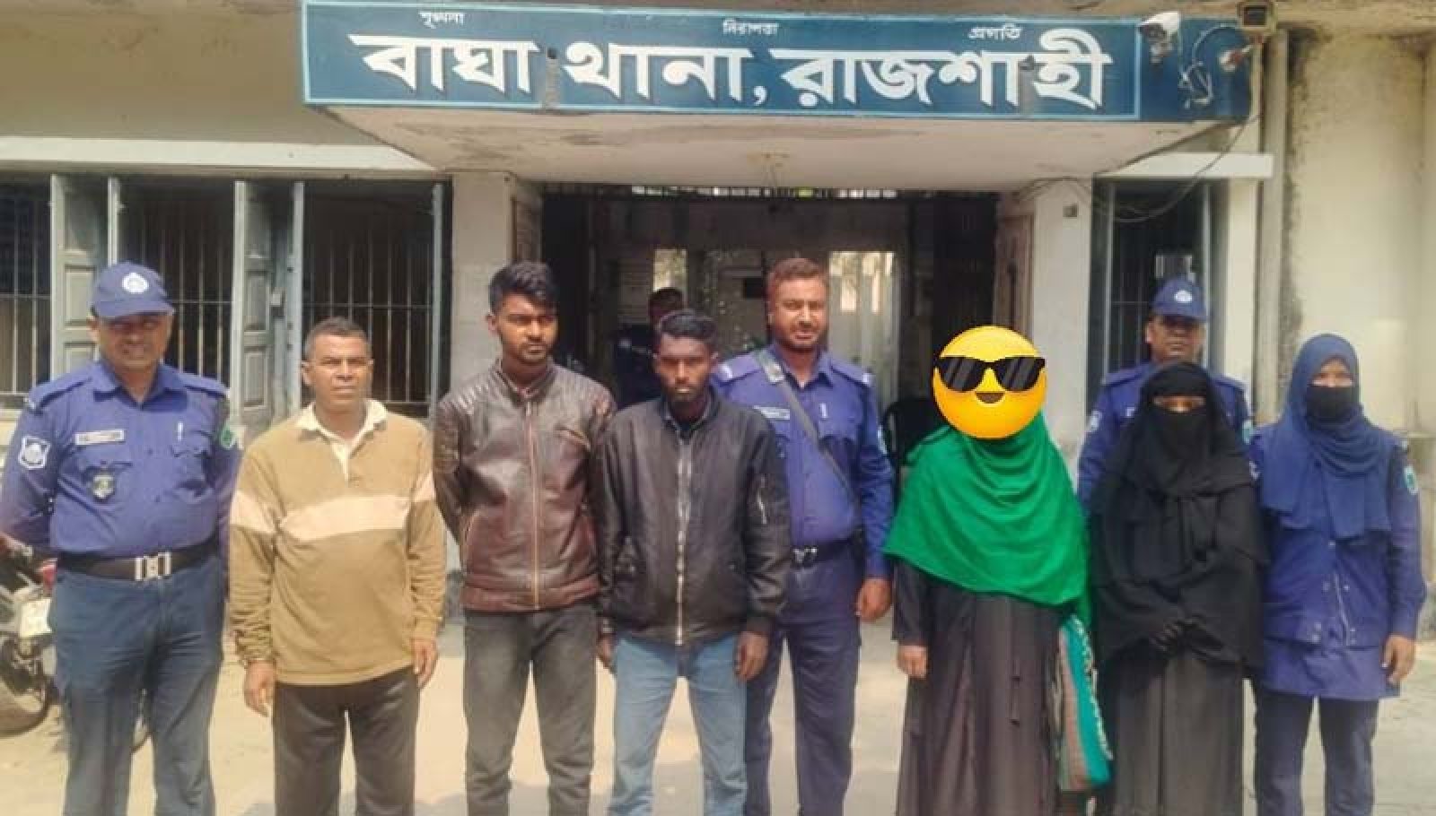 বাঘায় বিশেষ অভিযানে গ্রেফতার ৬ জনকে জেল হাজতে প্রেরণ