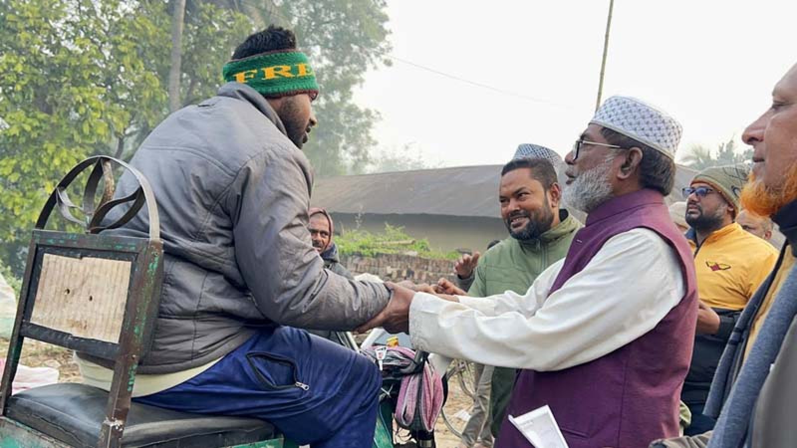 দাড়িপাল্লার পাশাপাশি ‘হ্যাঁ’ ভোট দেওয়ার  আহ্বান জামায়াত প্রার্থীর