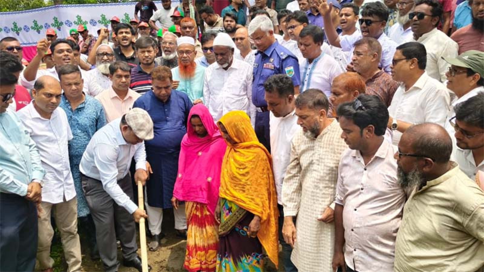 শিবগঞ্জের পুনঃখনন কর্মসূচির উদ্বোধন