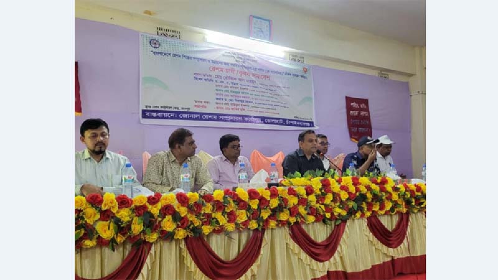 গোমস্তাপুরে রেশম চাষি ও কৃষক সমাবেশ অনুষ্ঠিত