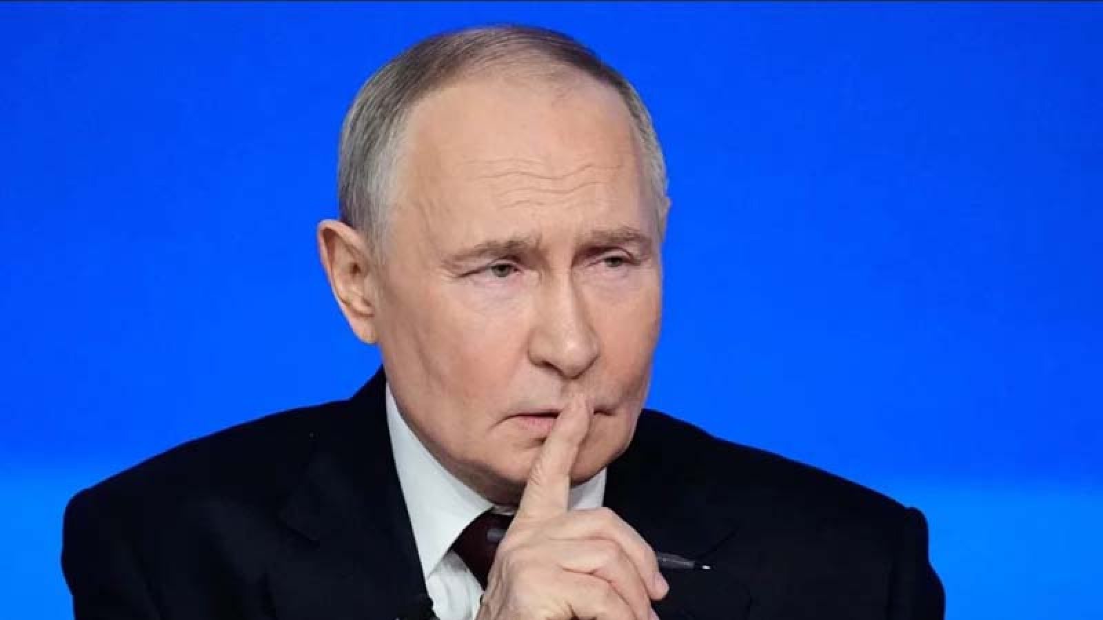 পারমাণবিক অস্ত্র ব্যবহারের হুঁশিয়ারি পুতিনের