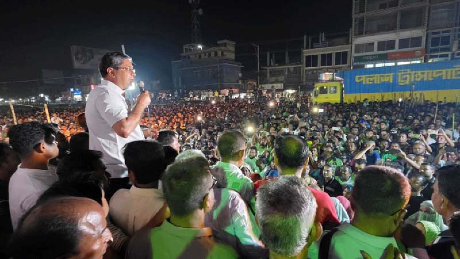 বগুড়ায় বিএনপির মশাল মিছিল, প্রতিমন্ত্রী বললেন—‘ষড়যন্ত্রের জবাব দেওয়া হবে’