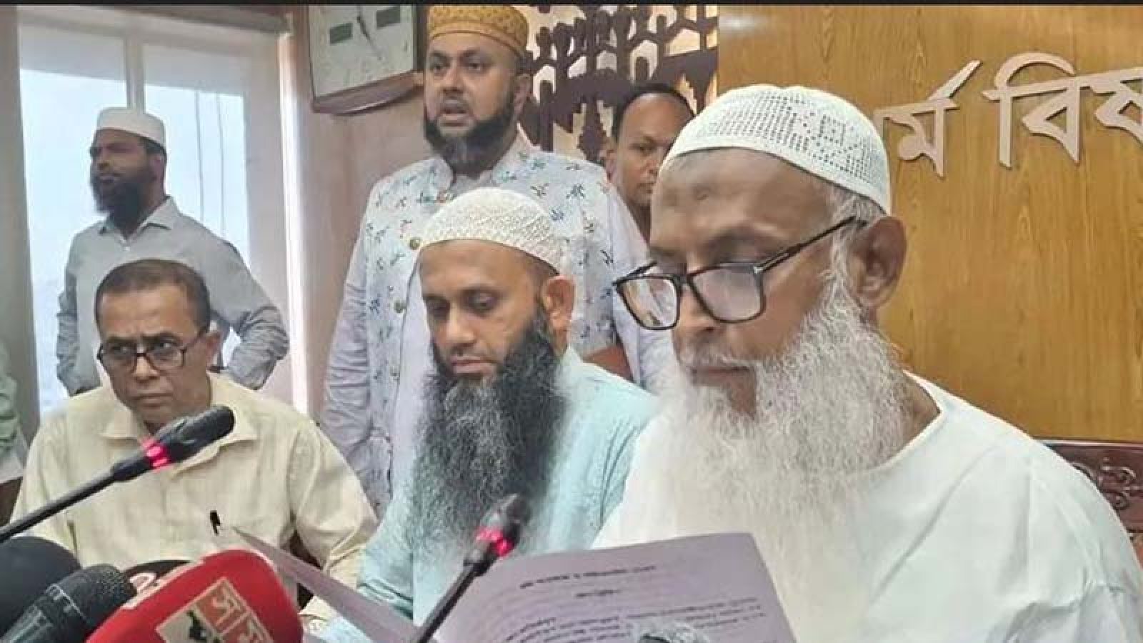 হজে কমলো বিমান ভাড়া, সর্বনিম্ন প্যাকেজ ৫ লাখ ৫ হাজার টাকা
