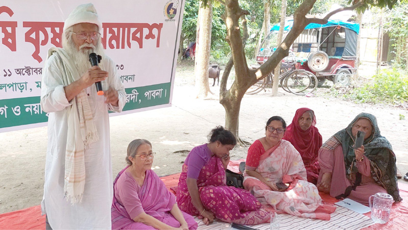 যারা ভোট চান, তাঁরা কৃষির কথা ভাবেন না : ঈশ্বরদীতে কৃষক সমাবেশে ফরহাদ মজহার