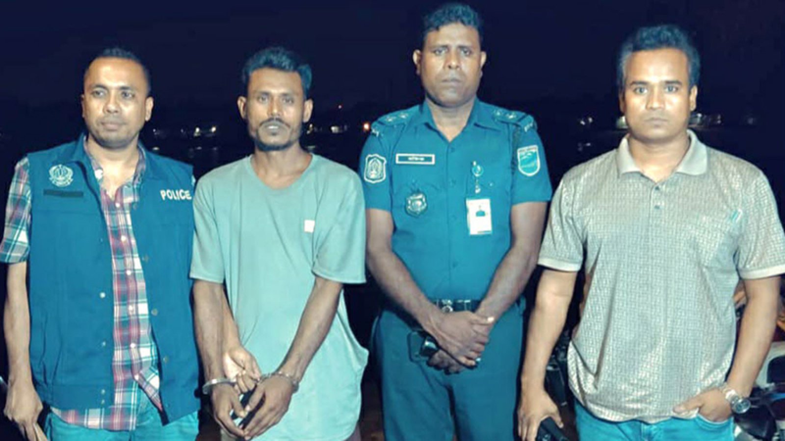 দলিল না পেয়ে ভাইকে কুপিয়ে হত্যা, গ্রেপ্তার বড় ভাই