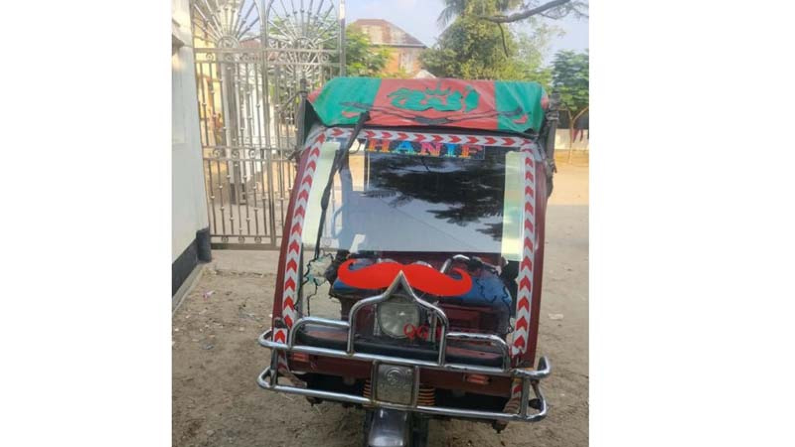 শেখ হাসিনার প্রত্যাবর্তন নিয়ে মাইকিং, মান্দায় দুইজন আটক