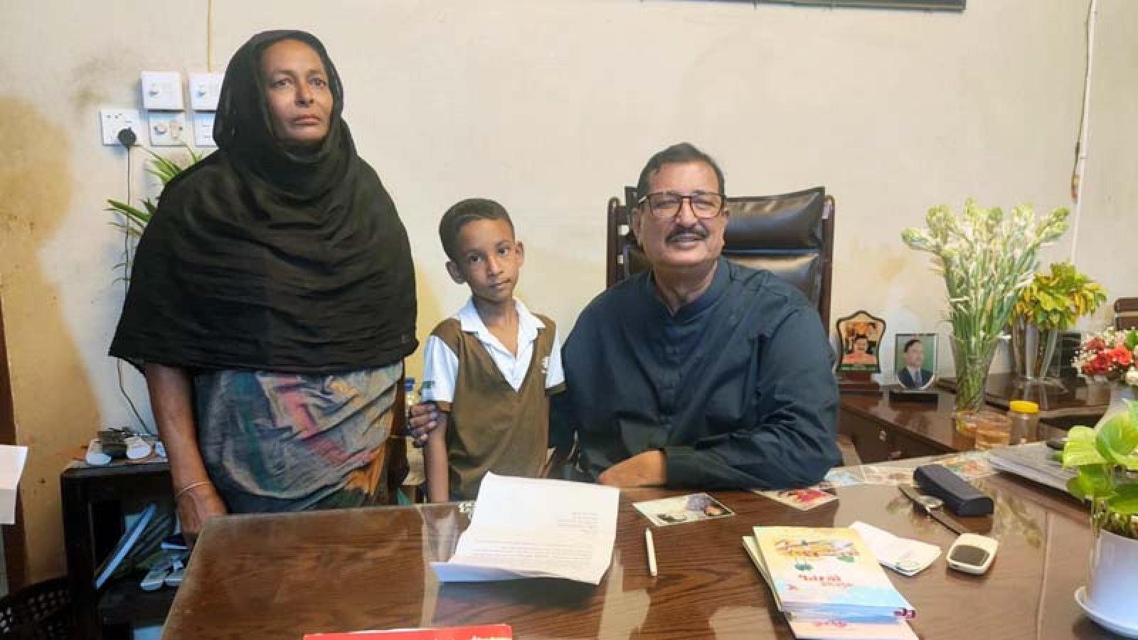শিশু ফারদিনের চিকিৎসার দায়িত্ব নিলেন ভূমিমন্ত্রী মিনু