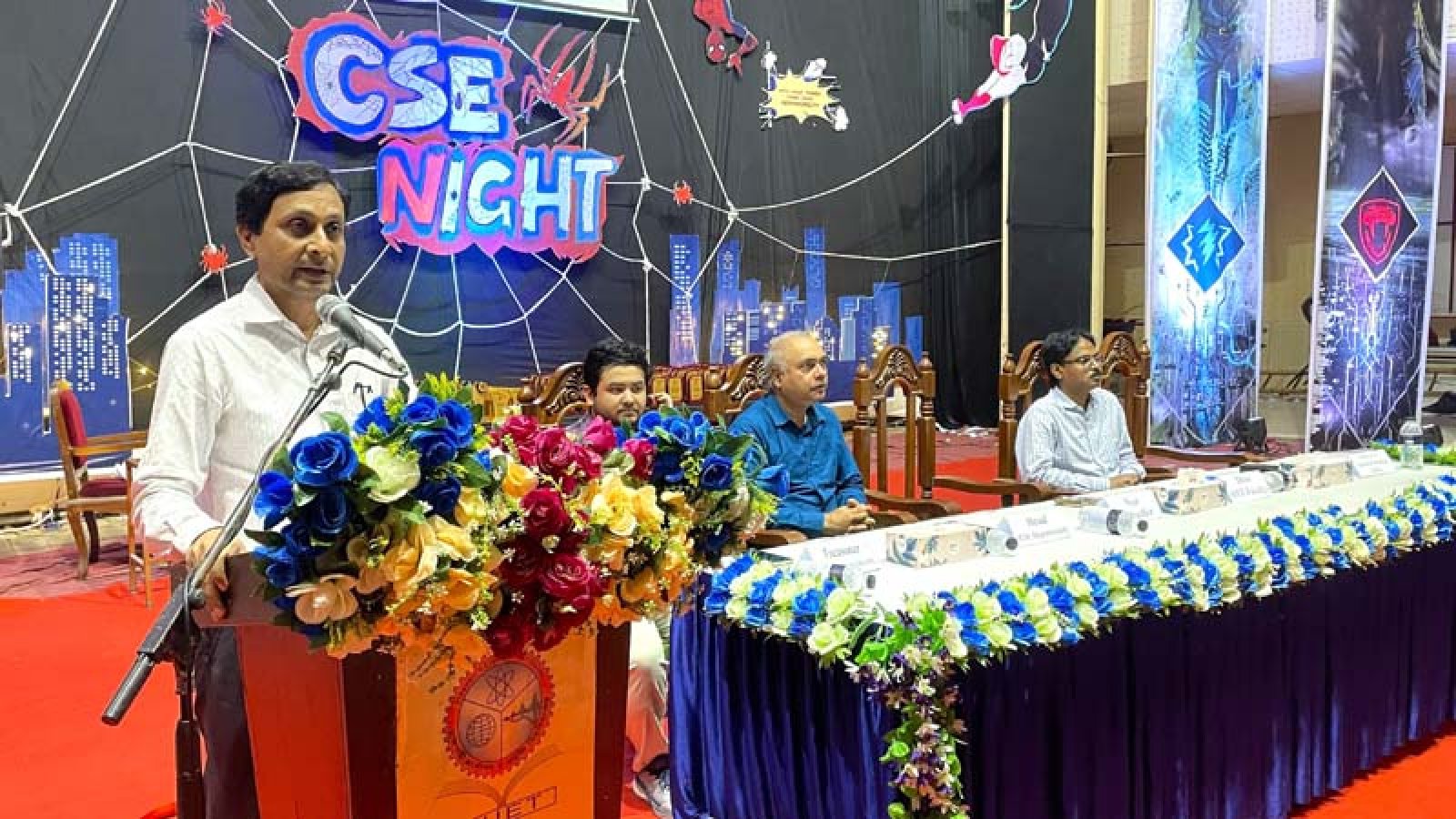 রুয়েটের সিএসই বিভাগের শিক্ষার্থীদের বিদায় ও নবীনবরণ অনুষ্ঠিত