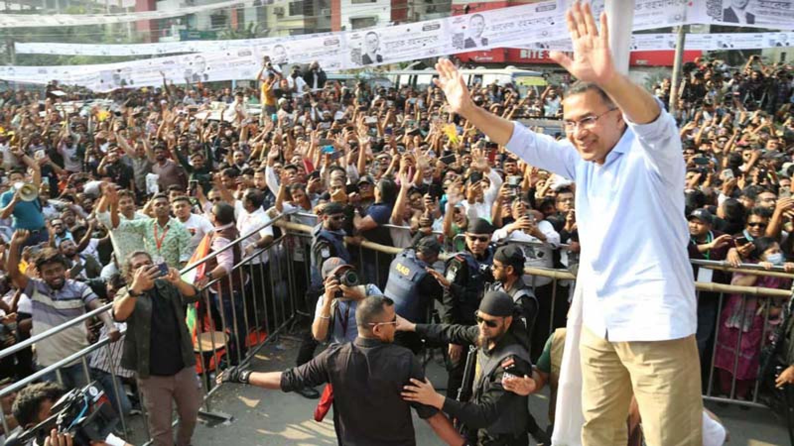 ১২ তারিখ দেশ পুনর্গঠনের নির্বাচন: তারেক রহমান