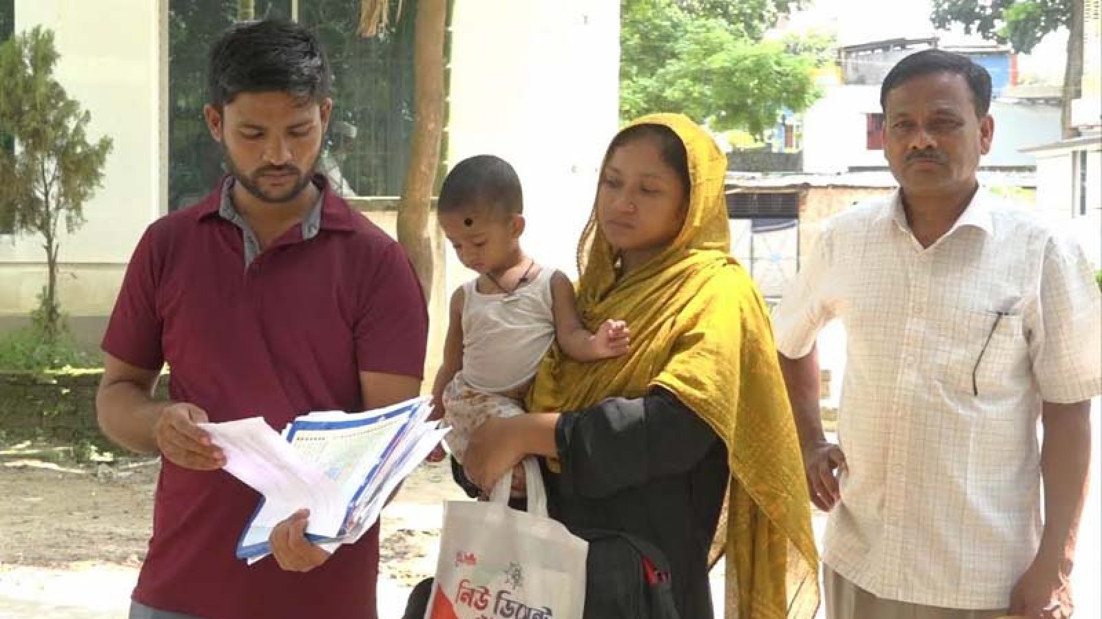 নিষ্পাপ শিশু মুনতাহার চিকিৎসার পথ খুলল, অসুস্থ শরিফুলও পেলেন ভিসা