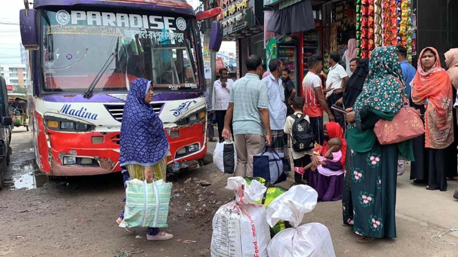 রাজশাহী থেকে আন্তঃজেলা বাস চলাচল বন্ধ