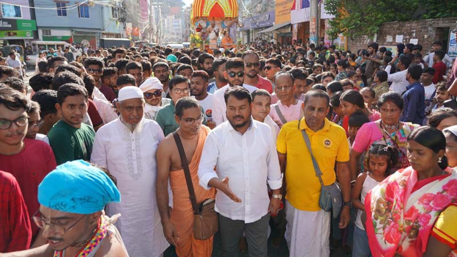 রাজশাহীতে ঐতিহ্যবাহী রথযাত্রা উৎসব শুরু