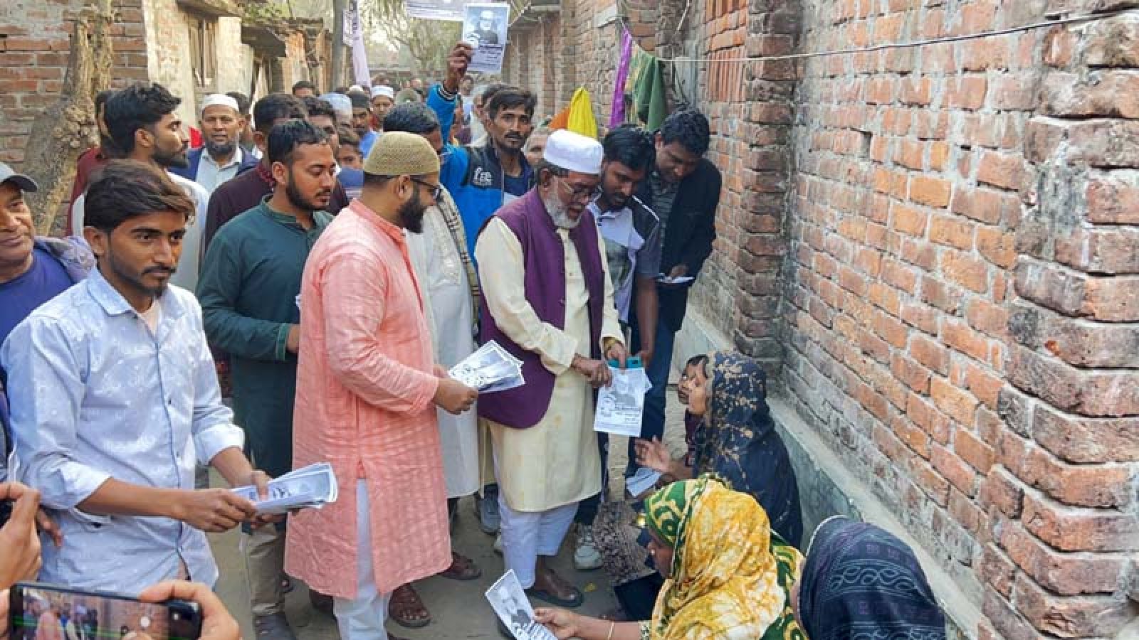 বৈষম্যহীন সমাজ গড়তে দাড়িপাল্লার পক্ষে ভোট চাইলেন জামায়াত প্রার্থী
