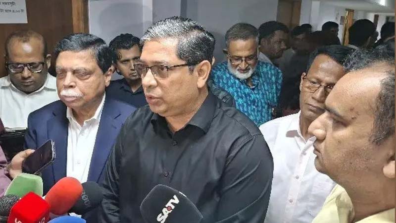 এমপিও শিক্ষকরা নির্বাচনে অংশ নিতে পারবেন কি না, সিদ্ধান্ত দেবে ইসি