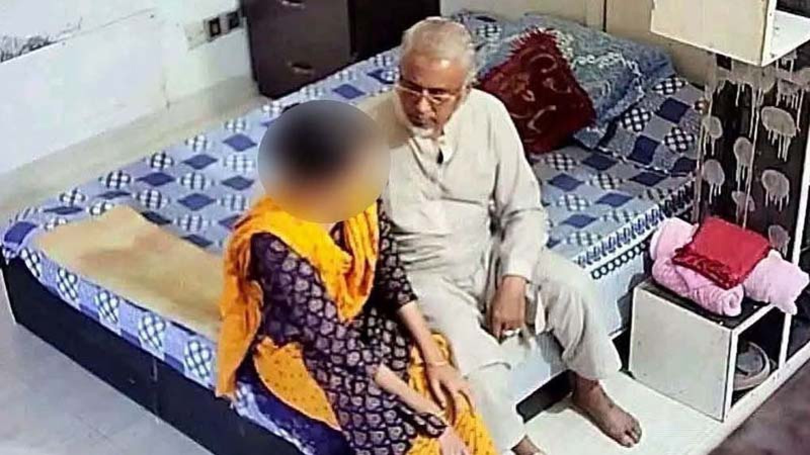 জামায়াত এমপির সঙ্গে নারীর ভিডিও ভাইরাল, দ্বিতীয় স্ত্রী দাবি করে পোস্ট