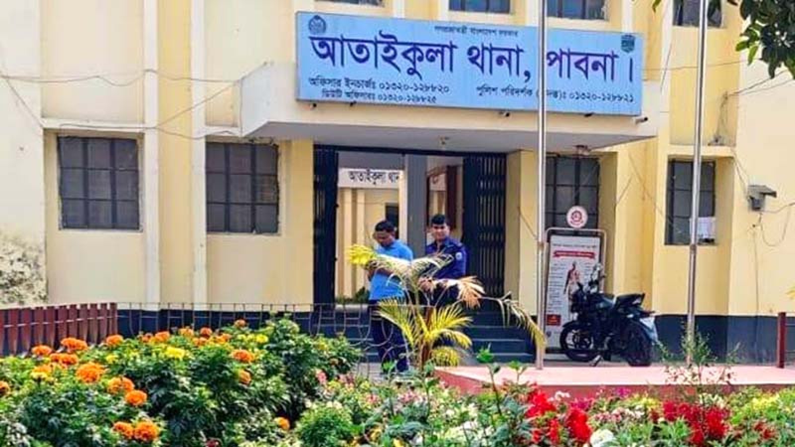 পাবনায় এবার তৃতীয় শ্রেণির শিশু শিক্ষার্থীকে ধর্ষণচেষ্টার অভিযোগ বৃদ্ধের বিরুদ্ধে