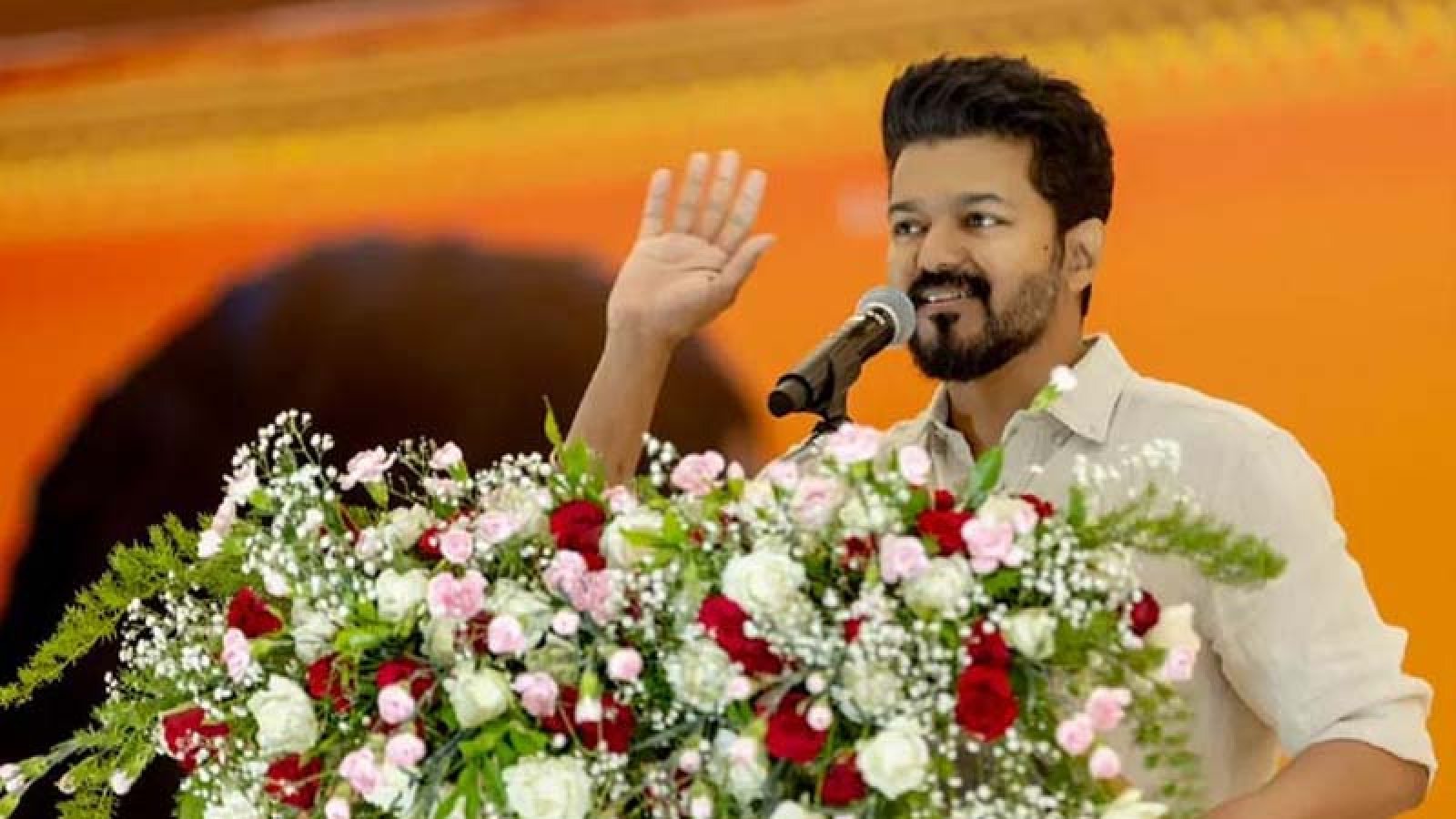 শপথ নিয়েই ২০০ ইউনিট ফ্রি বিদ্যুতের ঘোষণা বিজয়ের